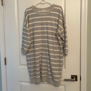 GAP SWEATSHIRT DRESS - SIZE L